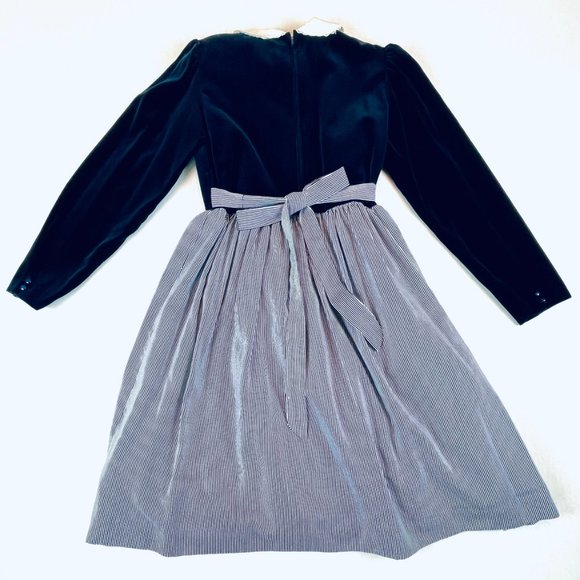 ❤️  VINTAGE ITALIAN GIRLS LUXURY DESIGNER VELVET FORMAL DRESS 11 12 ITALY EUC ❤️ - Picture 7 of 14